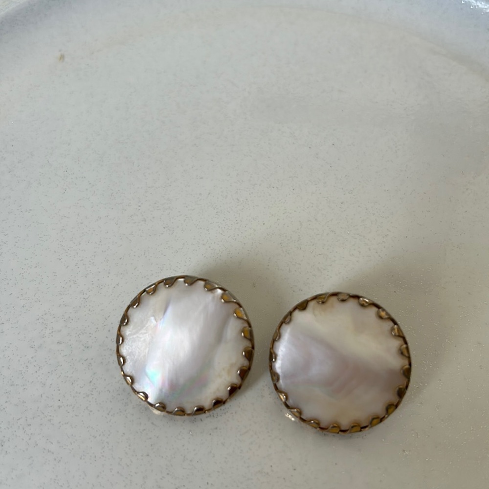 Unique clip button earrings